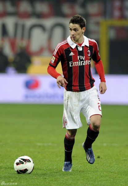 瓜迪奥拉：防守方面仍需改进，不持续进步就无法击败阿森纳（瓜帅：防守需加强，不持续提升难以击败阿森纳）