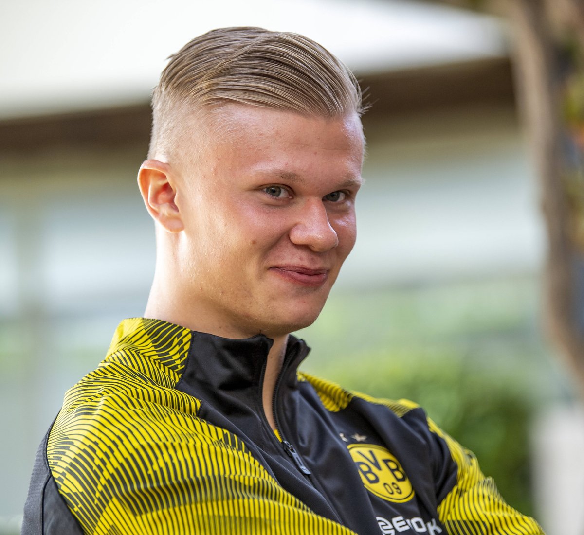 布冯：挪威是顶级强队，他们会在世界杯上大有作为（布冯称挪威实力顶尖：看好其在世界杯大放异彩）